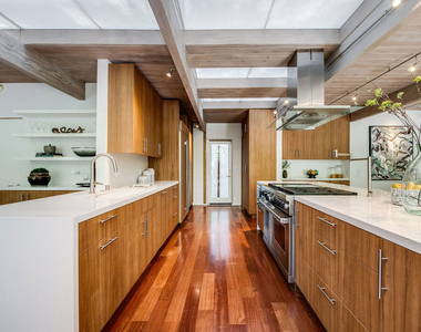 681 Brooktree Road - Photo Thumbnail 13