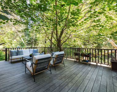 681 Brooktree Road - Photo Thumbnail 28