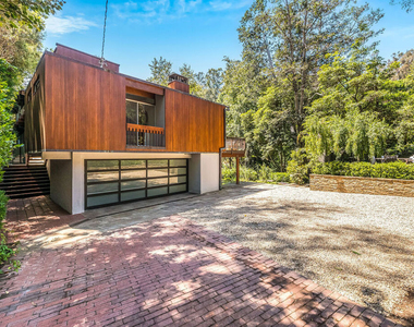 681 Brooktree Road - Photo Thumbnail 2