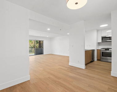 16100 W Sunset Boulevard - Photo Thumbnail 12