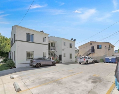 2452 W 18th - Photo Thumbnail 22