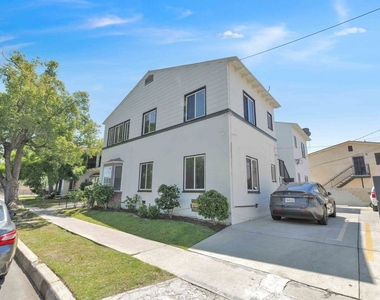 2452 W 18th - Photo Thumbnail 23