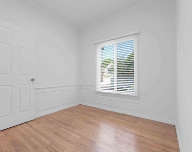 2452 W 18th - Photo Thumbnail 15