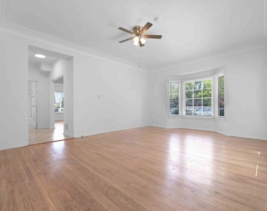2452 W 18th - Photo Thumbnail 4