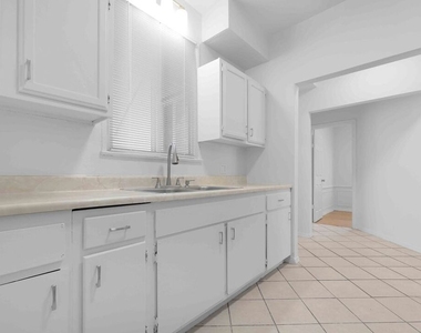2452 W 18th - Photo Thumbnail 11
