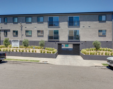 1541 Rockwood Street - Photo Thumbnail 9