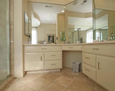 104 Loch Lomond Road - Photo Thumbnail 14