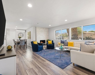 73758 De Anza Way - Photo Thumbnail 9
