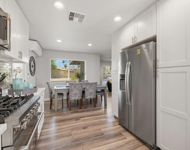 73758 De Anza Way - Photo Thumbnail 15