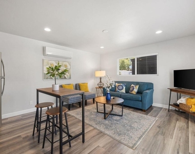 73758 De Anza Way - Photo Thumbnail 22