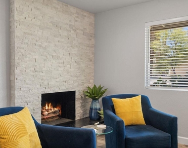 73758 De Anza Way - Photo Thumbnail 10