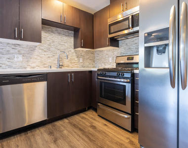 680 S Berendo St - Photo Thumbnail 1