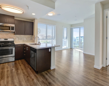 680 S Berendo St - Photo Thumbnail 36