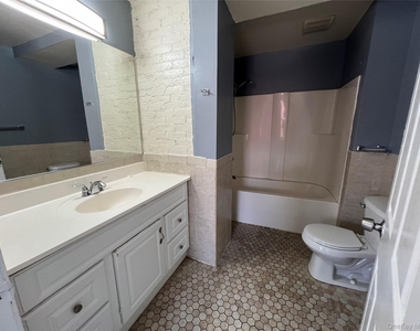 761 Main Street - Photo Thumbnail 4