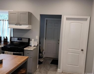 55 Bedell Street - Photo Thumbnail 1