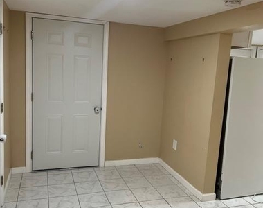 315 Cedar Court - Photo Thumbnail 4