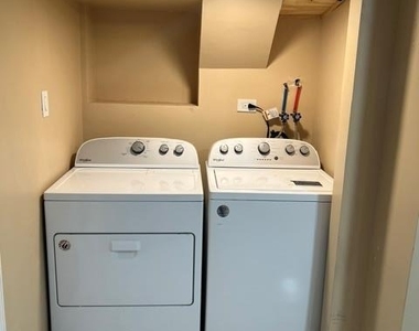 315 Cedar Court - Photo Thumbnail 5