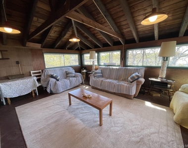 1834a Edwards Avenue - Photo Thumbnail 5