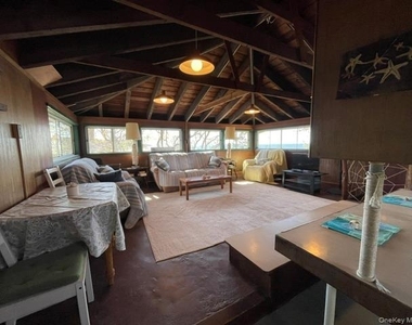 1834a Edwards Avenue - Photo Thumbnail 7