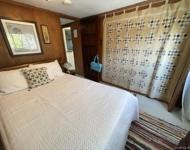 1834a Edwards Avenue - Photo Thumbnail 12