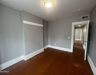 151 4th Street - Photo Thumbnail 9