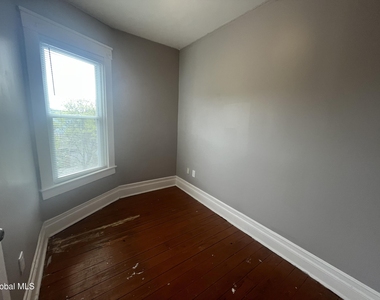 151 4th Street - Photo Thumbnail 25