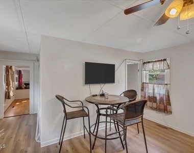 68 Marvin Street - Photo Thumbnail 16