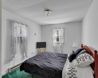 68 Marvin Street - Photo Thumbnail 35