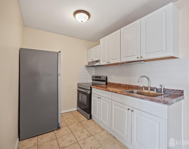 175 Buckelew Avenue - Photo Thumbnail 23