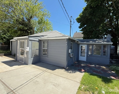 243 Augusta Street - Photo Thumbnail 1