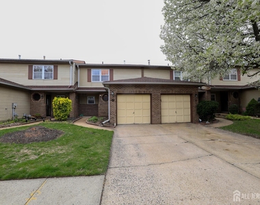 3-1 Jefferson Drive - Photo Thumbnail 1