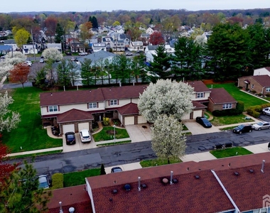 3-1 Jefferson Drive - Photo Thumbnail 2