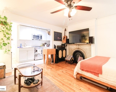47 Wyckoff Street - Photo Thumbnail 1