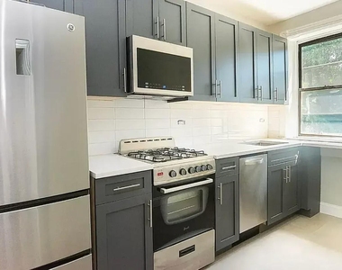 206 St Marks Avenue - Photo Thumbnail 4