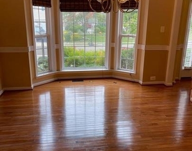 8776 Lords View Loop - Photo Thumbnail 3
