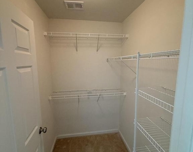 12489 Pfitzner Court - Photo Thumbnail 22