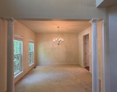 12489 Pfitzner Court - Photo Thumbnail 3