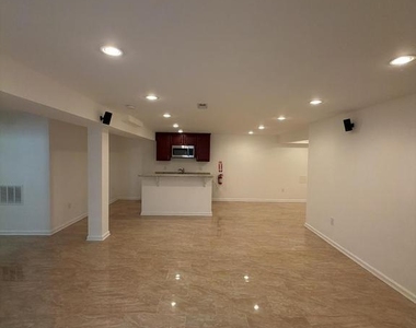 12489 Pfitzner Court - Photo Thumbnail 13