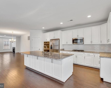 42281 Belgrave Gardens - Photo Thumbnail 24
