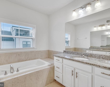 42281 Belgrave Gardens - Photo Thumbnail 36