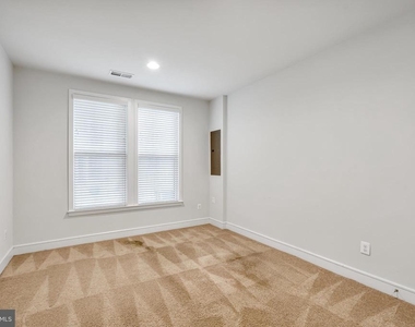 42281 Belgrave Gardens - Photo Thumbnail 13