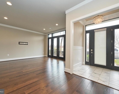 20442 Northpark Drive - Photo Thumbnail 2