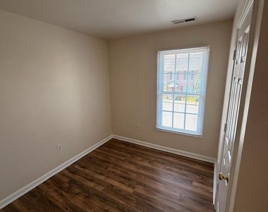 1169 Commercial Court - Photo Thumbnail 3