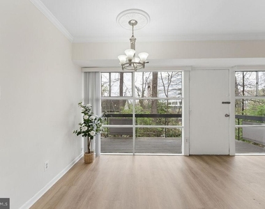7704 Donnybrook Court - Photo Thumbnail 11