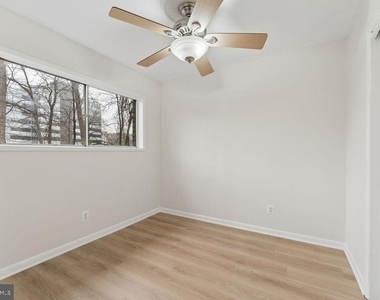 7704 Donnybrook Court - Photo Thumbnail 17
