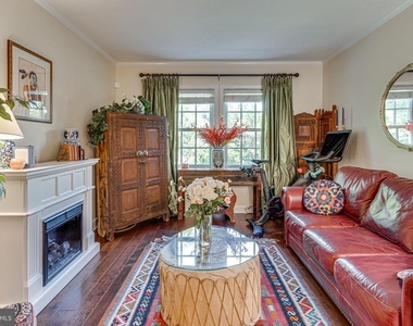 600 Bashford Lane - Photo Thumbnail 2