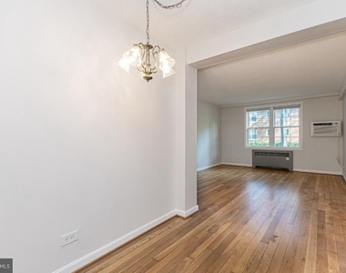 100 N George Mason Drive - Photo Thumbnail 8