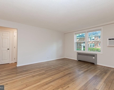 100 N George Mason Drive - Photo Thumbnail 3