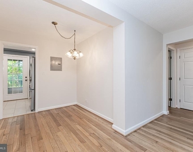 100 N George Mason Drive - Photo Thumbnail 10