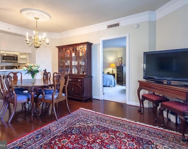 901 N Monroe Street - Photo Thumbnail 11